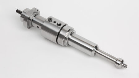 Gear metering pumps for complex processes